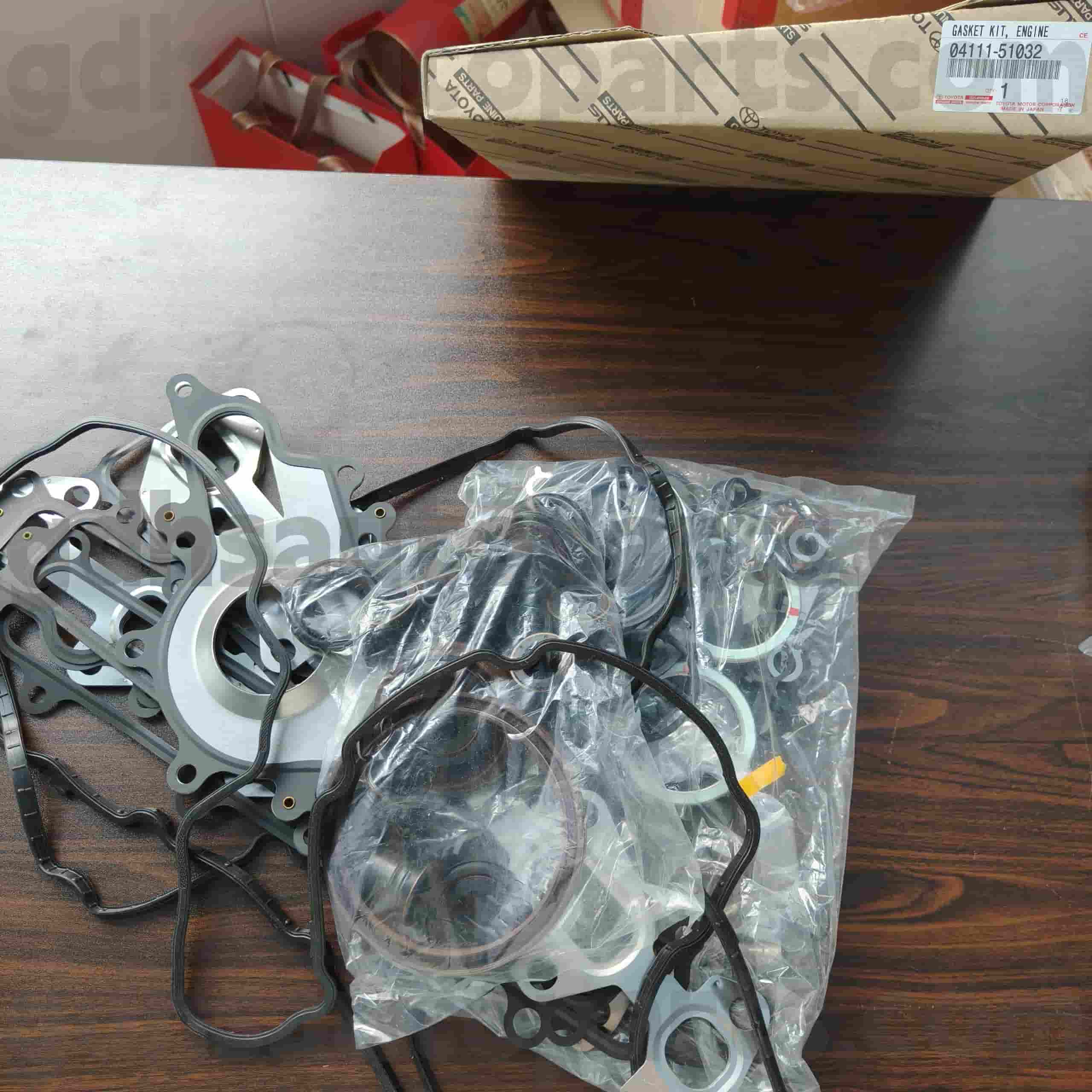 041111-51032 Toyota စစ်မှန်သောအစိတ်အပိုင်းများအင်ဂျင်သည် Land Cruiser အတွက်ပြုပြင်ပြောင်းလဲမှုများပြုလုပ်သည်